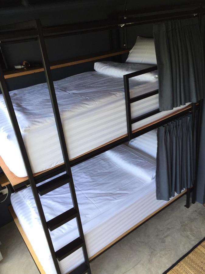 Bedgasm Hostel Чантабури Экстерьер фото